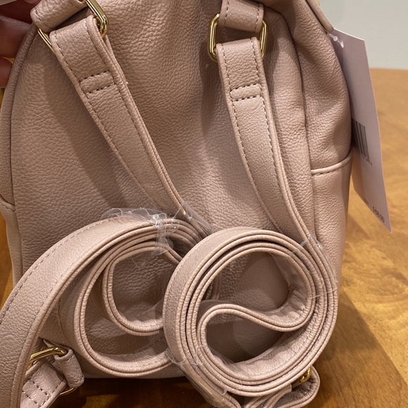 NWT.  Betsy Johnson puppy mini backpack. - Picture 5 of 13